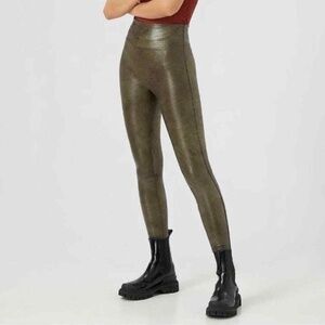 SPANX faux leather croc shine legging in darkened Olive, size S, NWT
